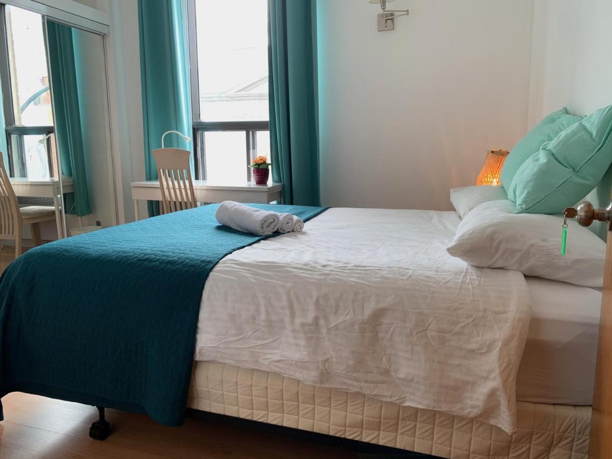 Chambres El Mediterraneo Rooms Montreal Exterior foto